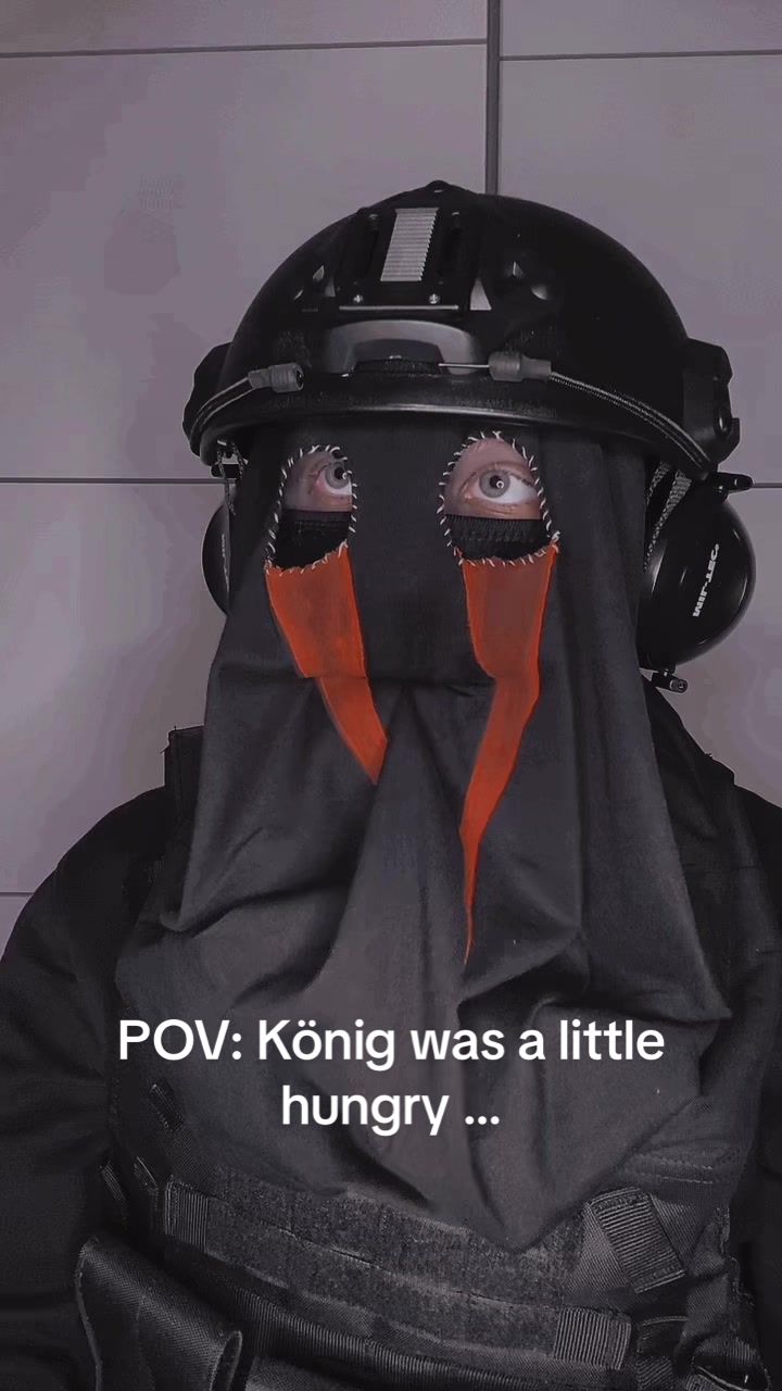 @G H O S T I E