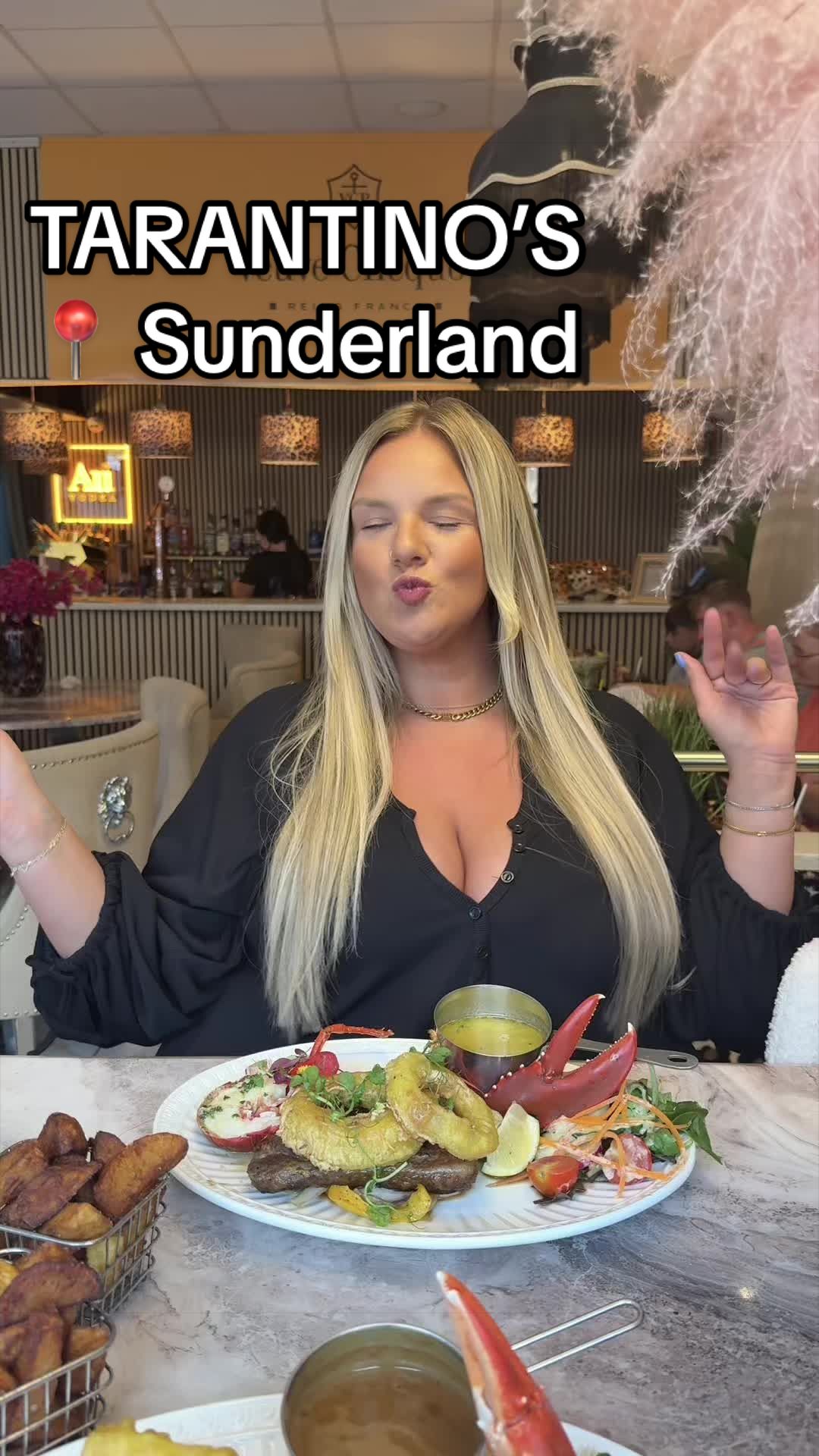 @WhatLauraLoves