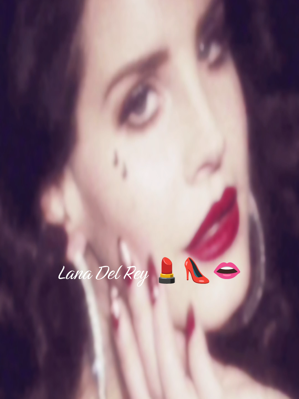 @Luna Obscura 🔮✨🌜👠💄