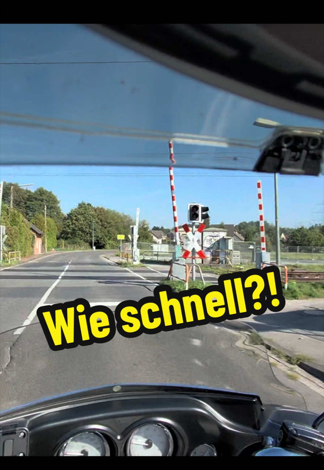 @Verkehrsguru®