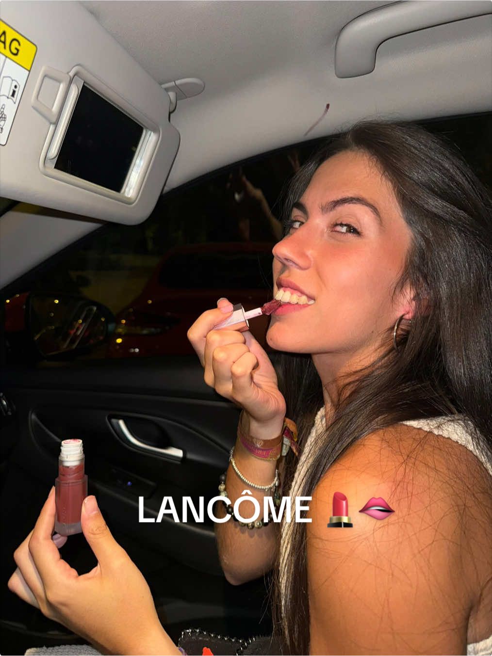 @Lara Gal&aacute;n