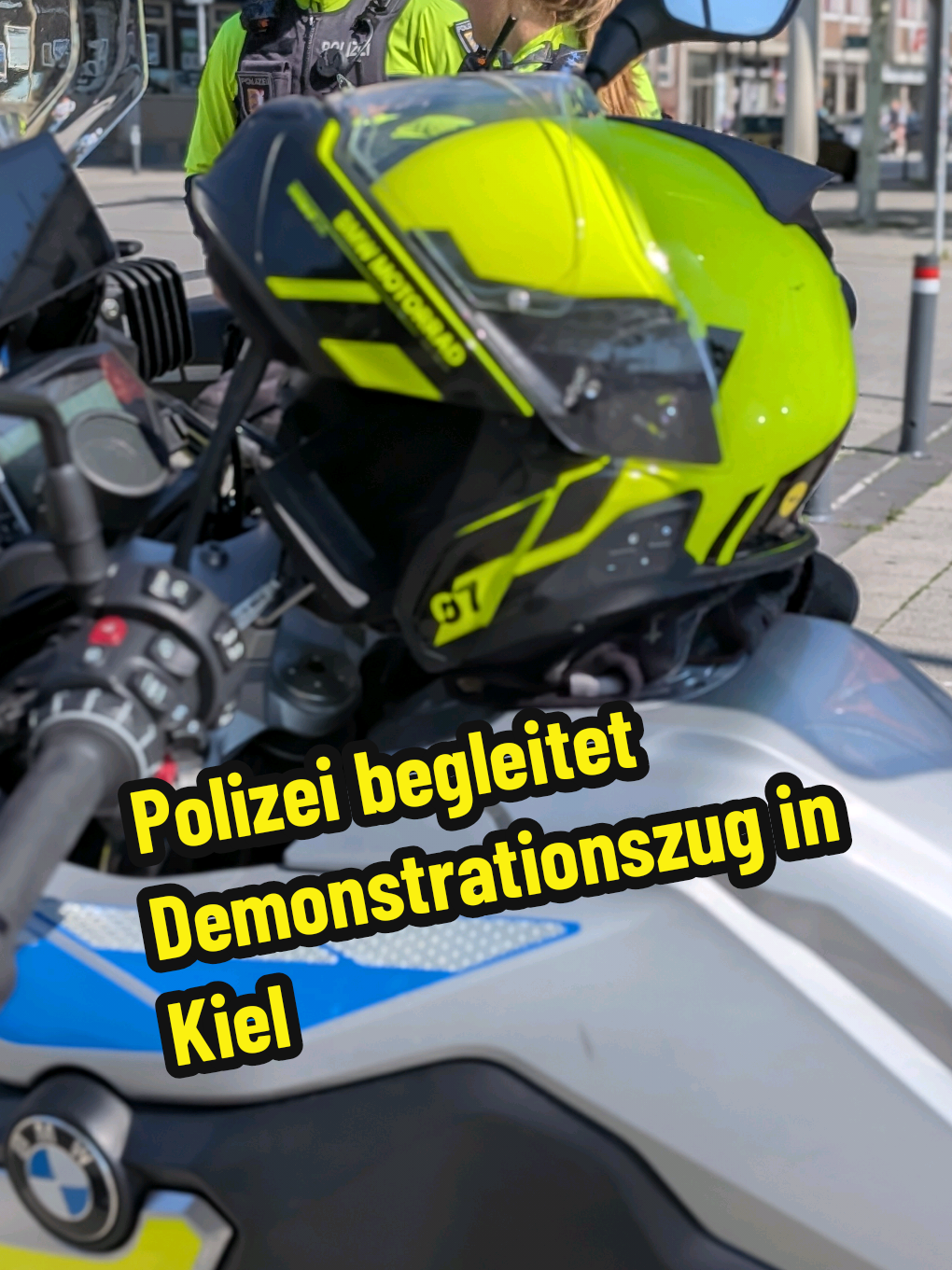 @Blaulicht Kiel