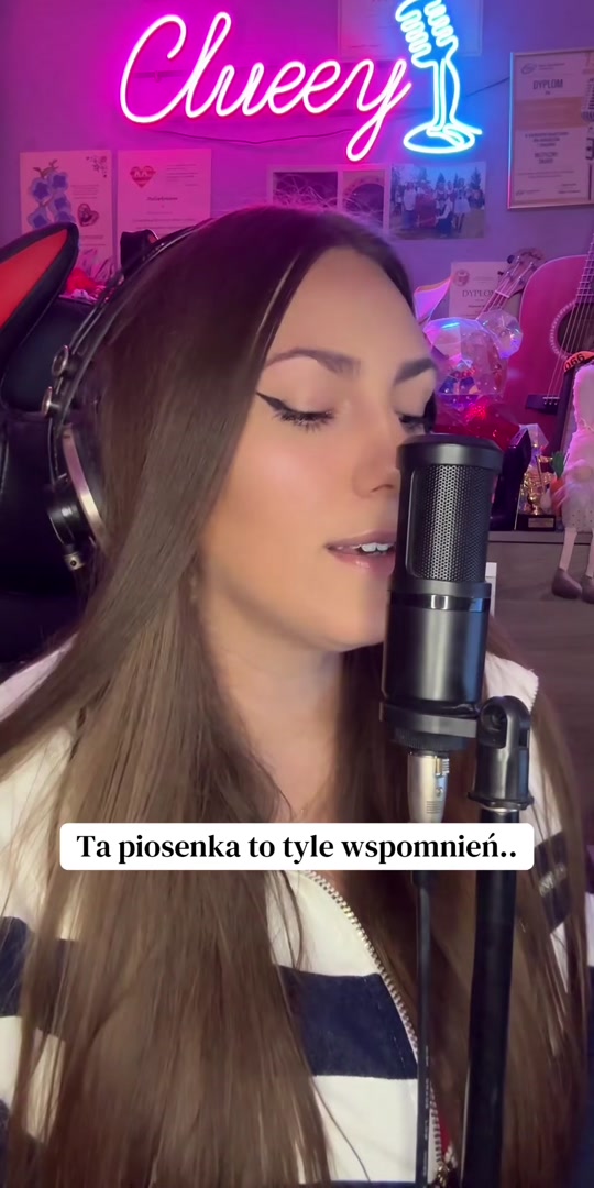 @𝐂𝐥𝐮𝐞𝐞𝐲☀️🎀