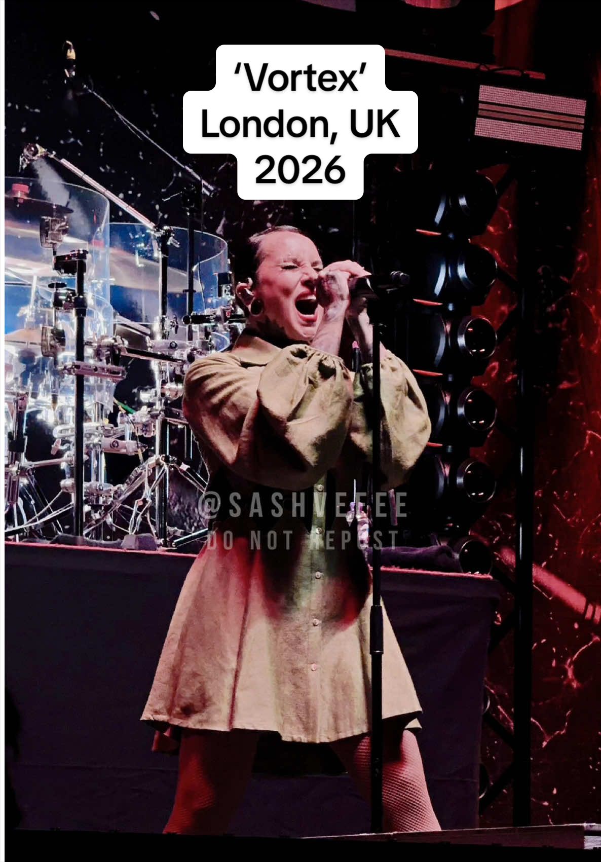 @Sash Vee ⛓️ girl in the pit