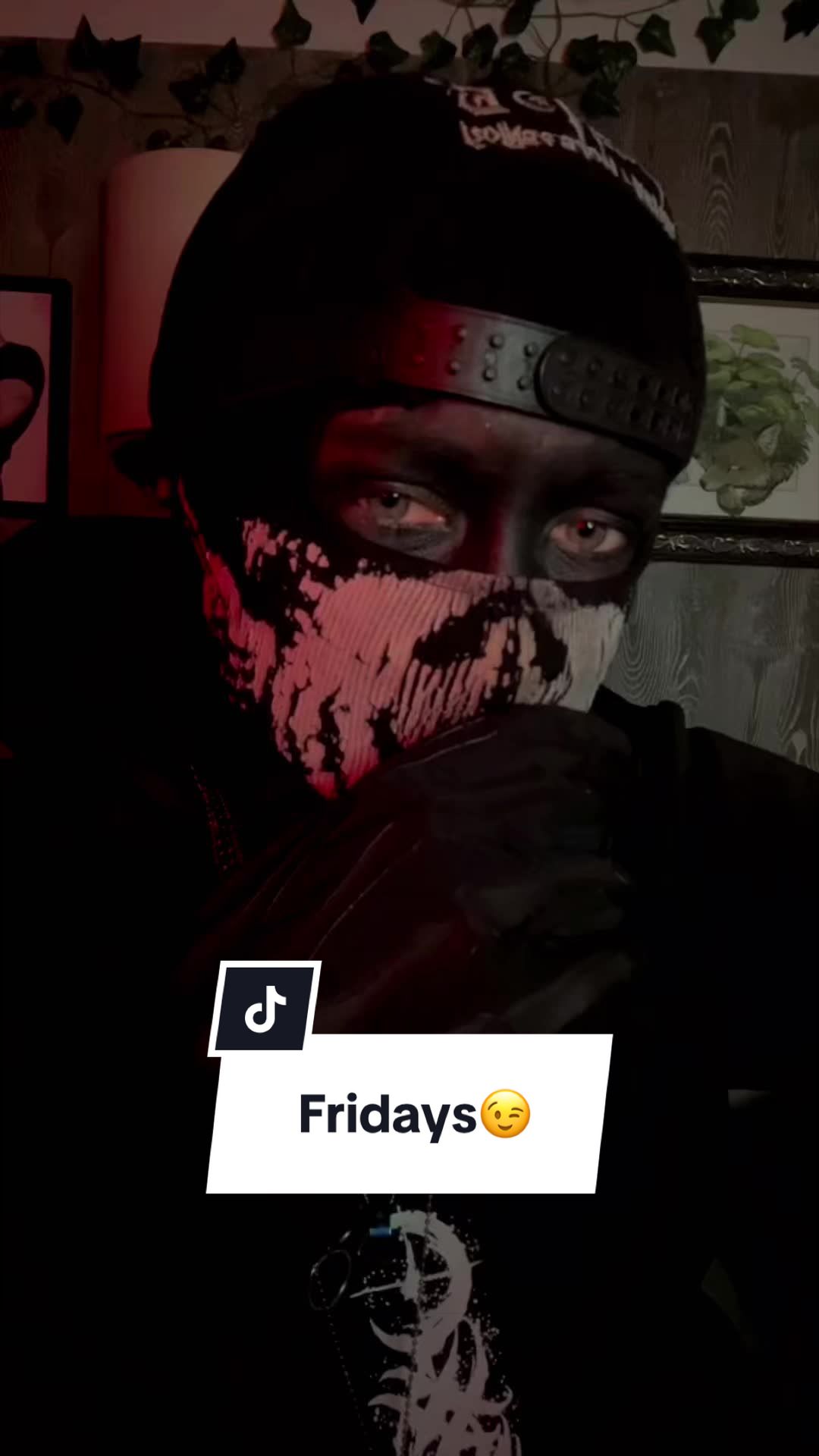 @Bl4cKSm0ke13