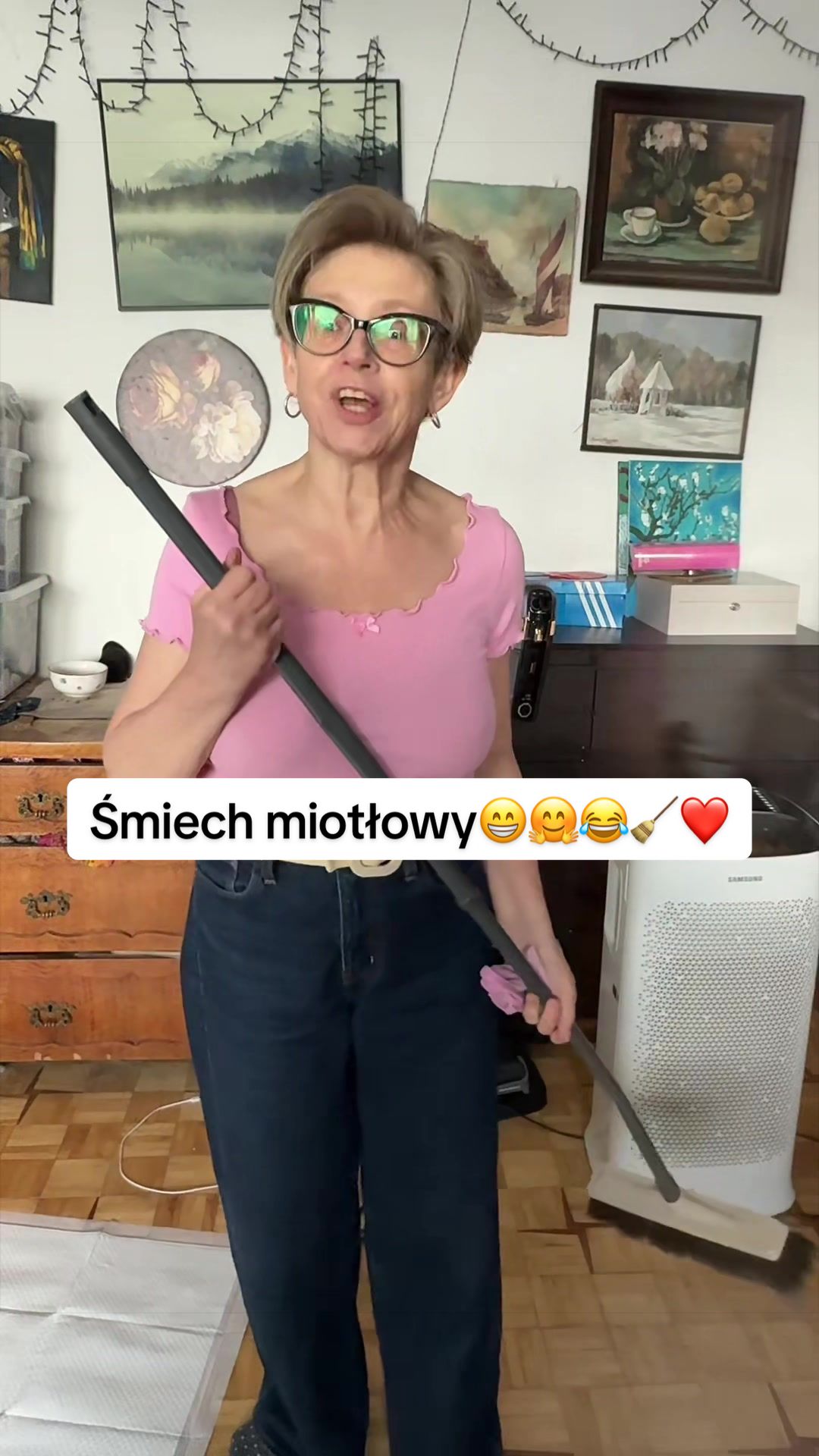 @Królowa Śmiechu