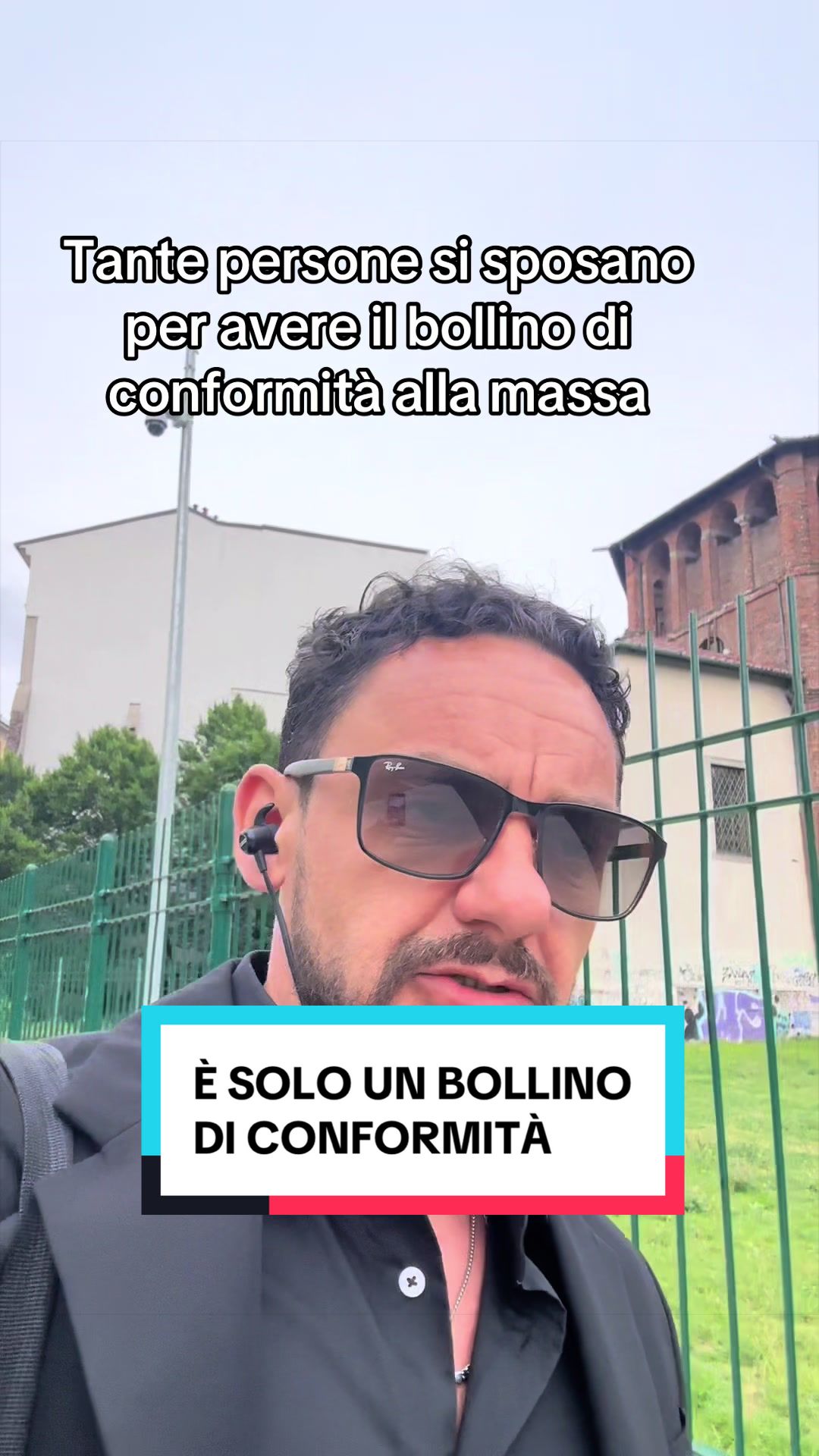 @LuiS&igrave;cheNONCapisceleDonne