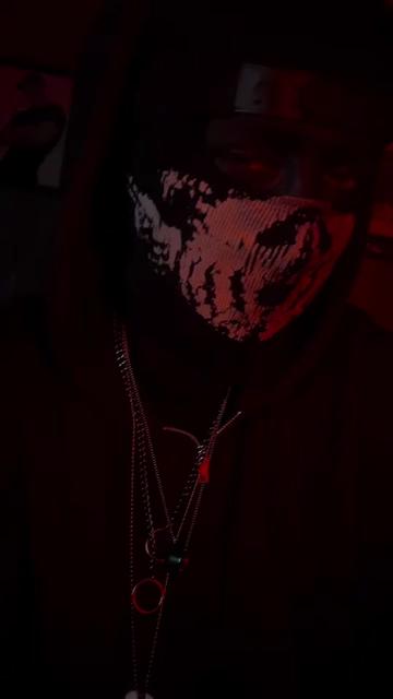 @Bl4cKSm0ke13