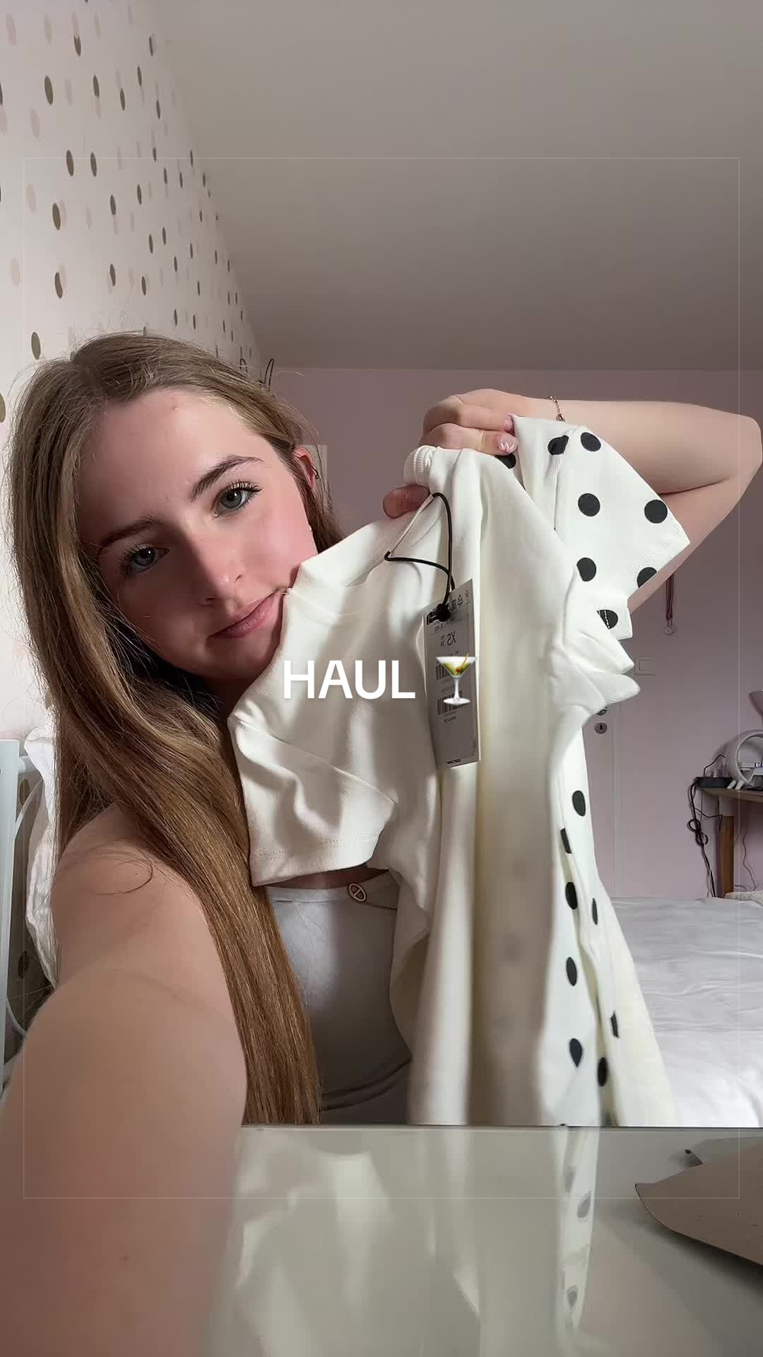 @Lolaโ