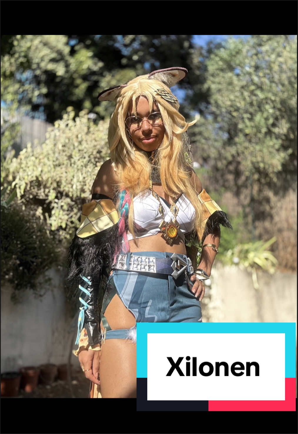 @Loona._cosplay
