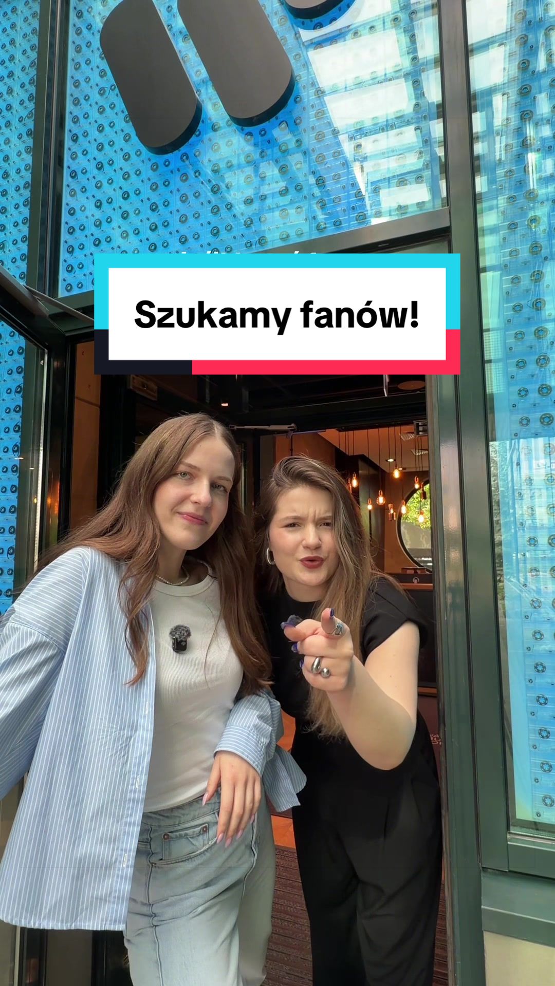 @Warner Music Poland