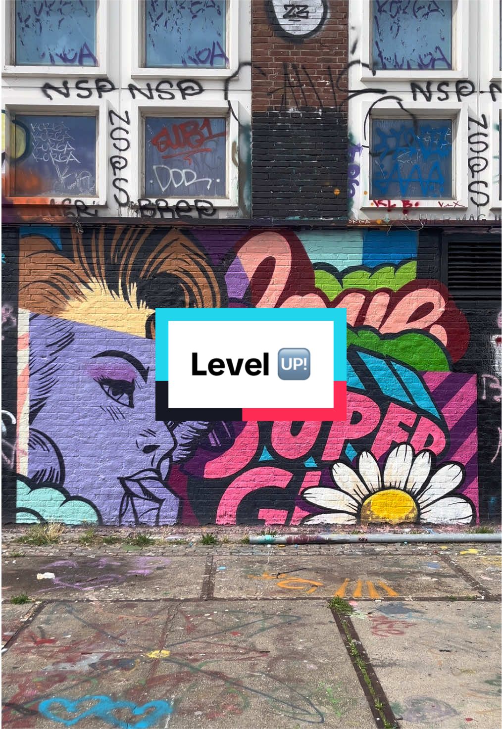 @Street Art Fan People