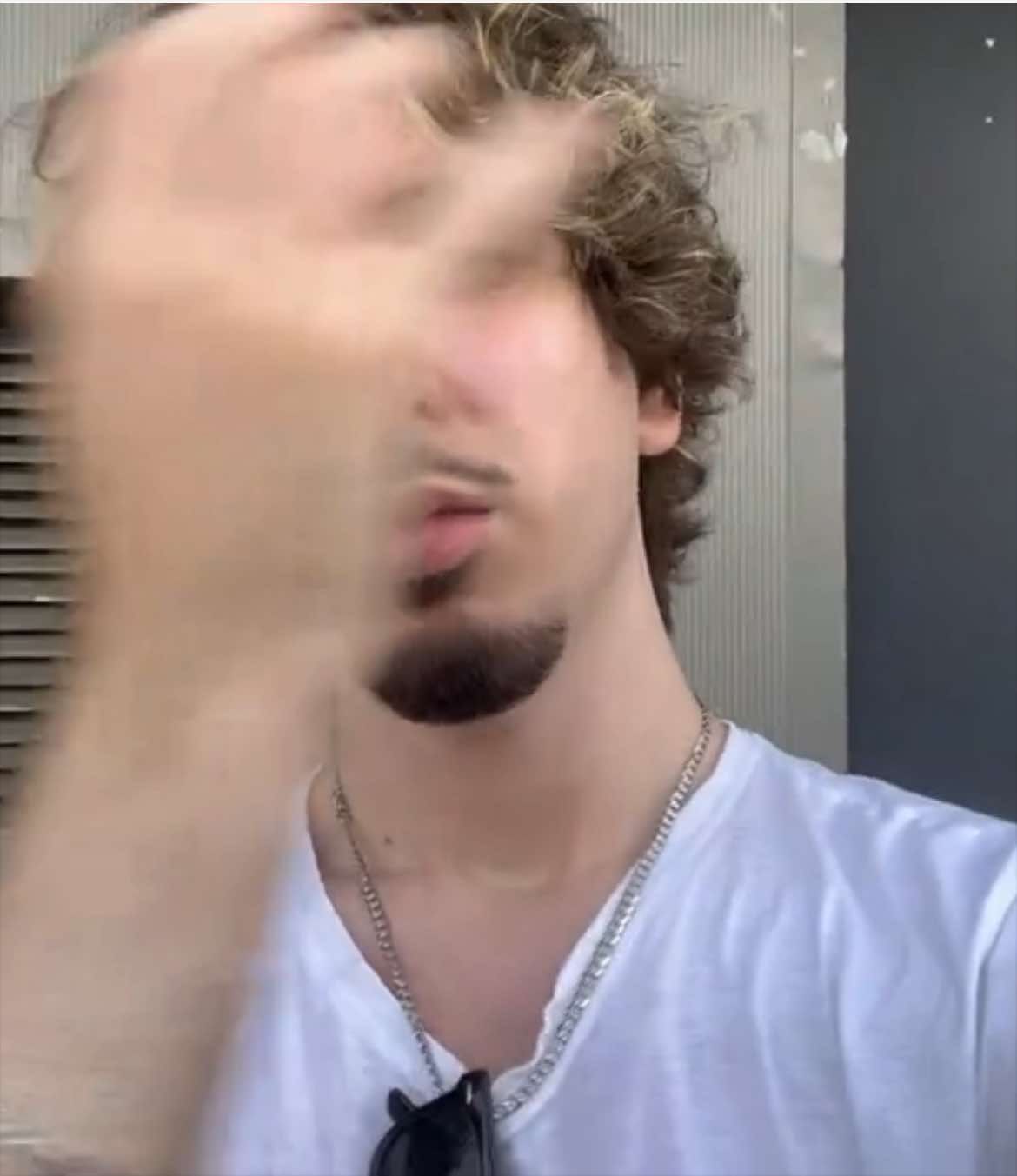 @ano