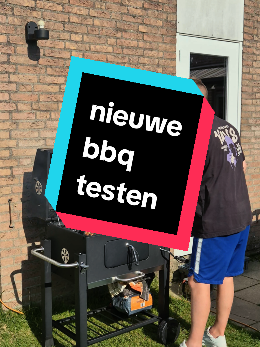@DaiseyDee
