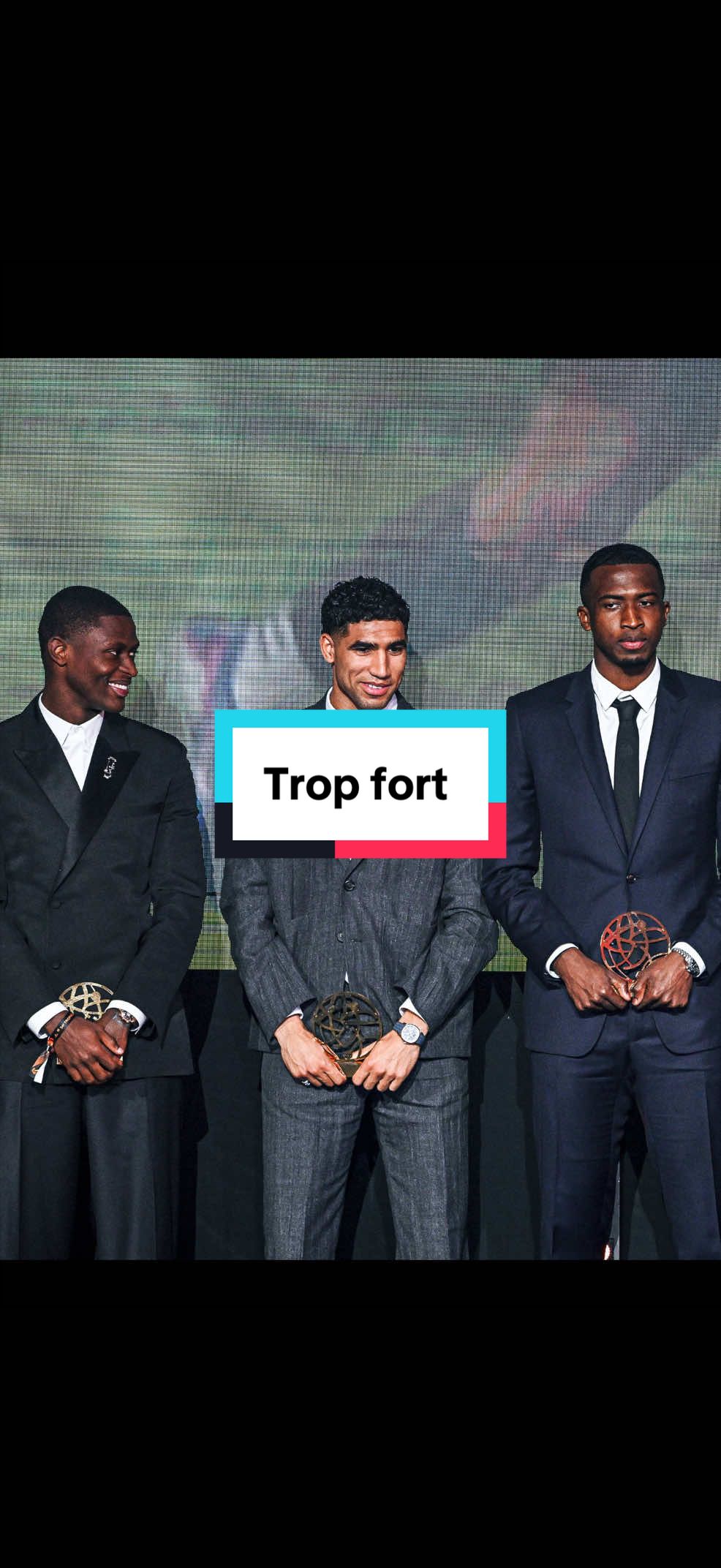 @loraclefoot🇸🇳🔴🔵