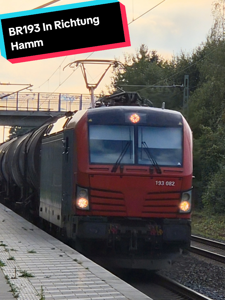 @Urban&Ruhrbahn:)