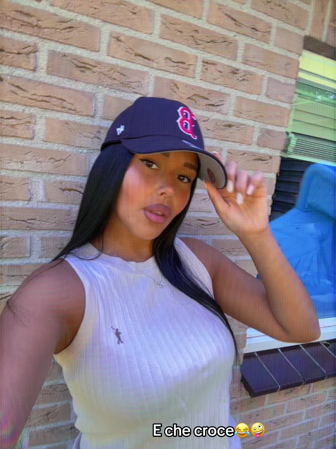 @Nicolecamacho02_