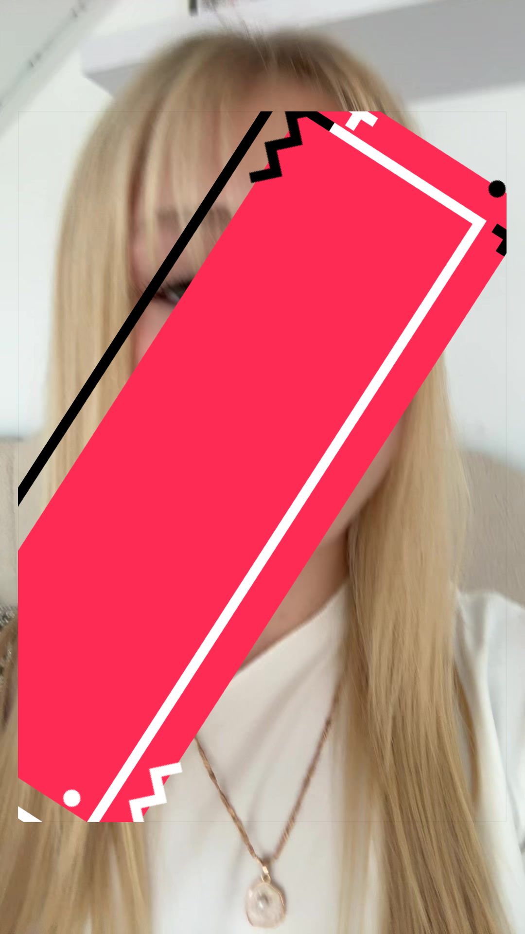 @Elisa