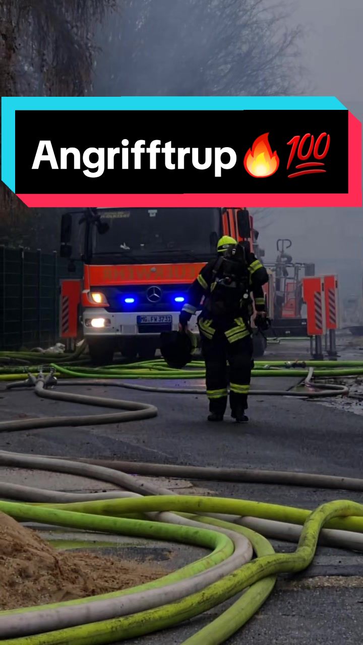 @Blaulicht_Rheinland
