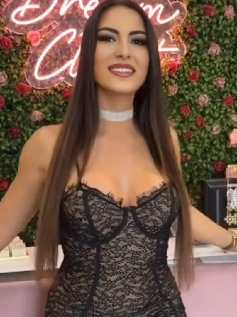 @👑Nina👑