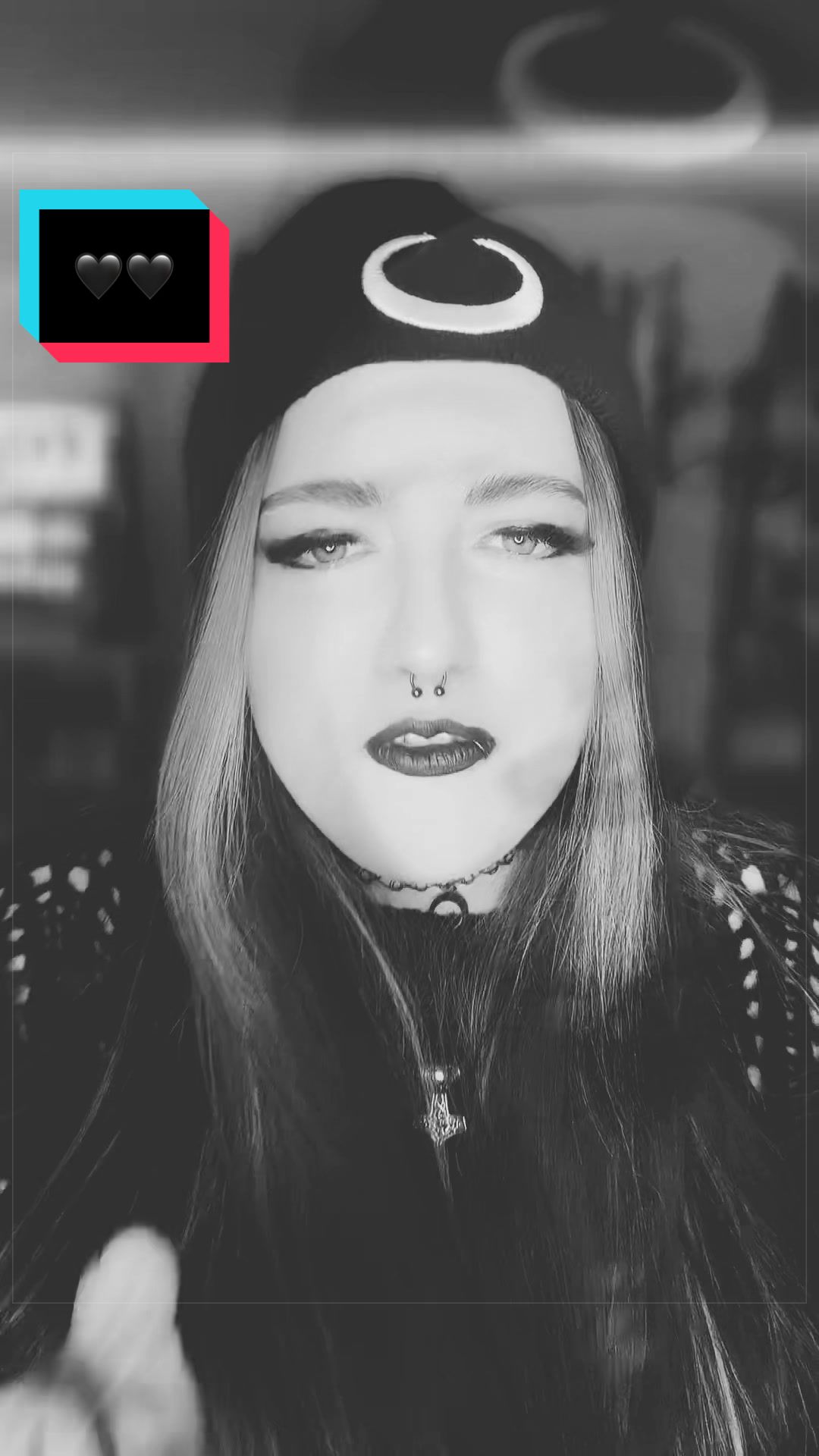 @🖤Laura💚