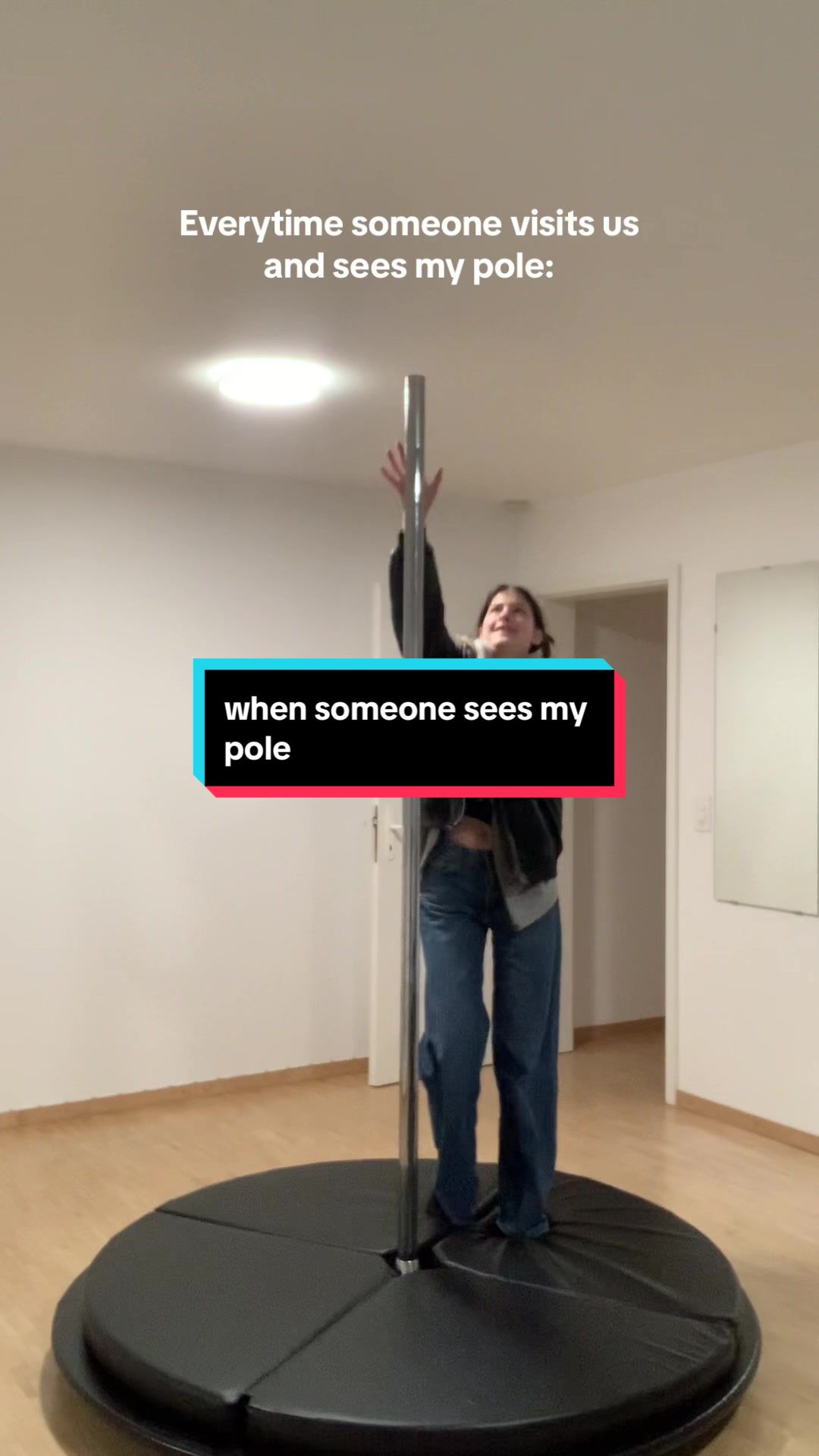 @swiss pole dancer