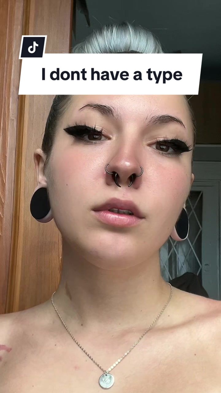 @Törpilla De Frász