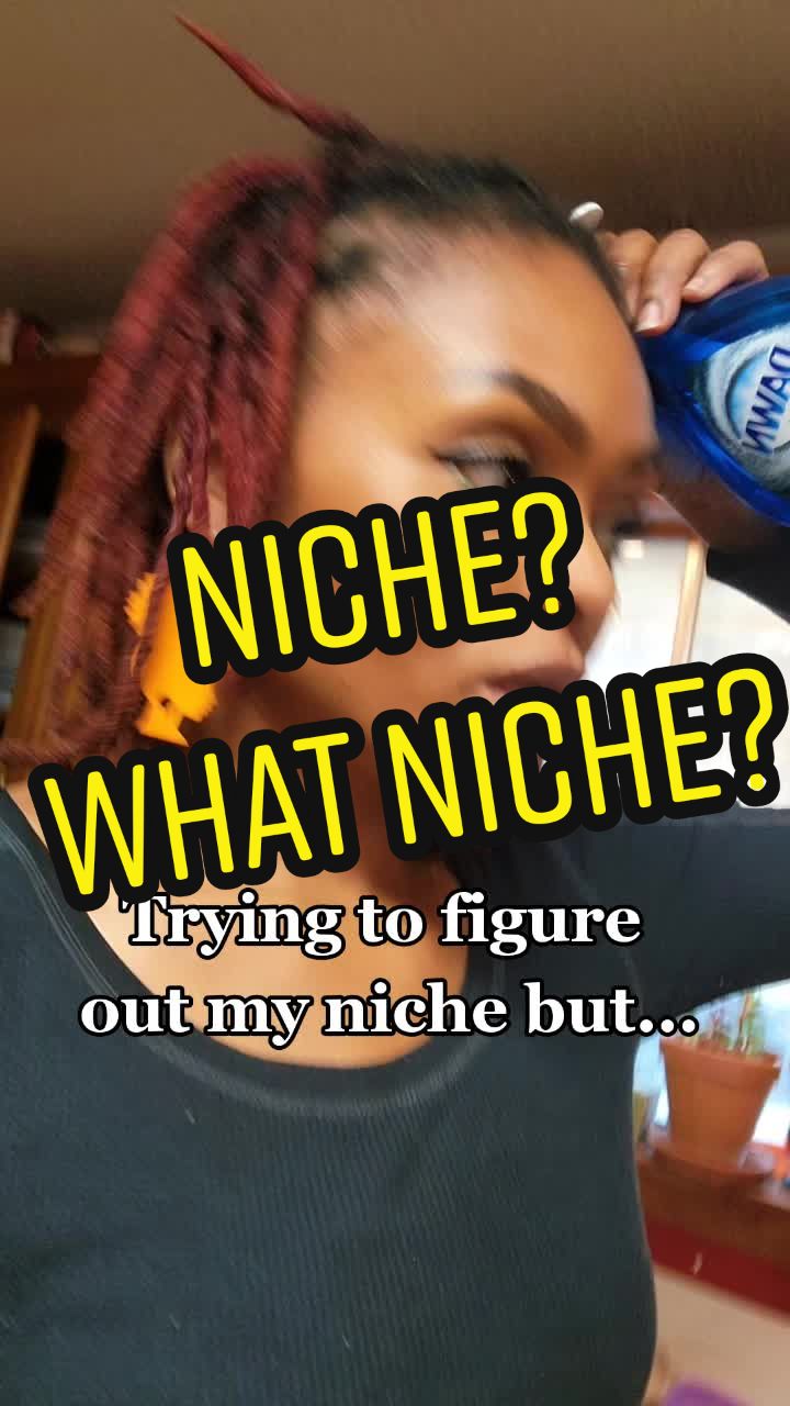 @FourEyedHoneyB
