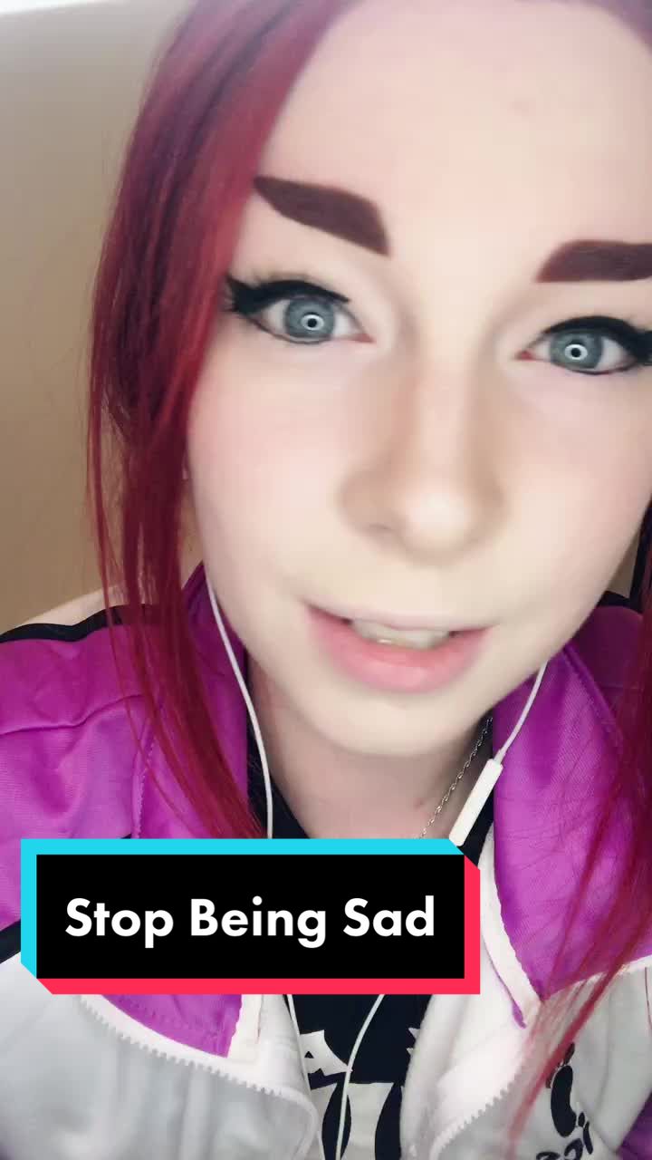 @lunarfoxxie