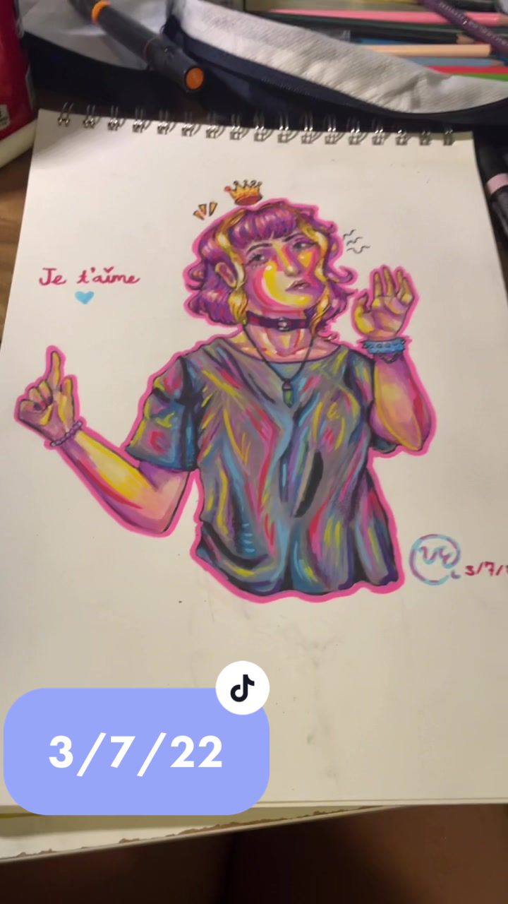 @<{&bull;&yen;&bull;}>