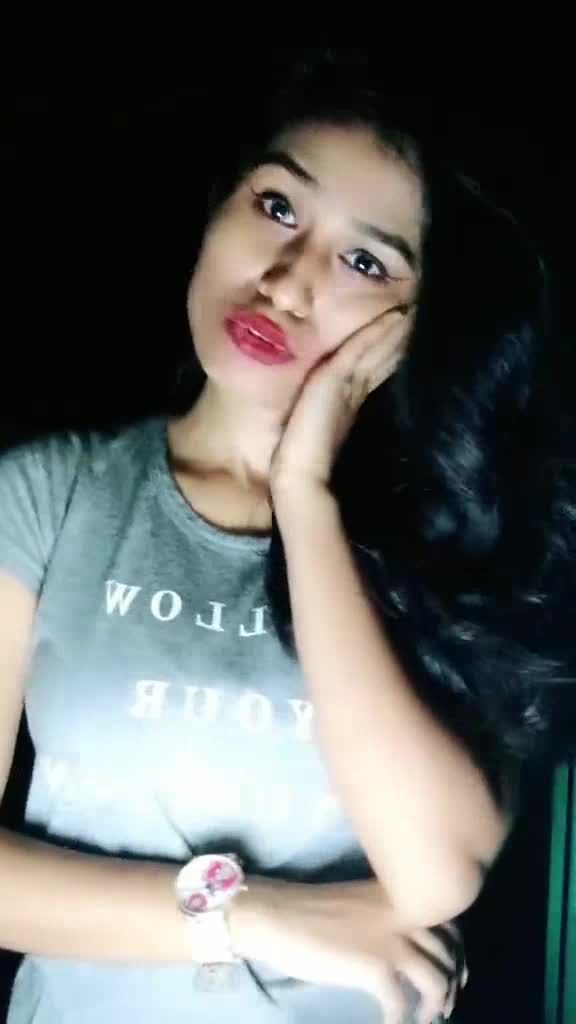 @Awantikk_