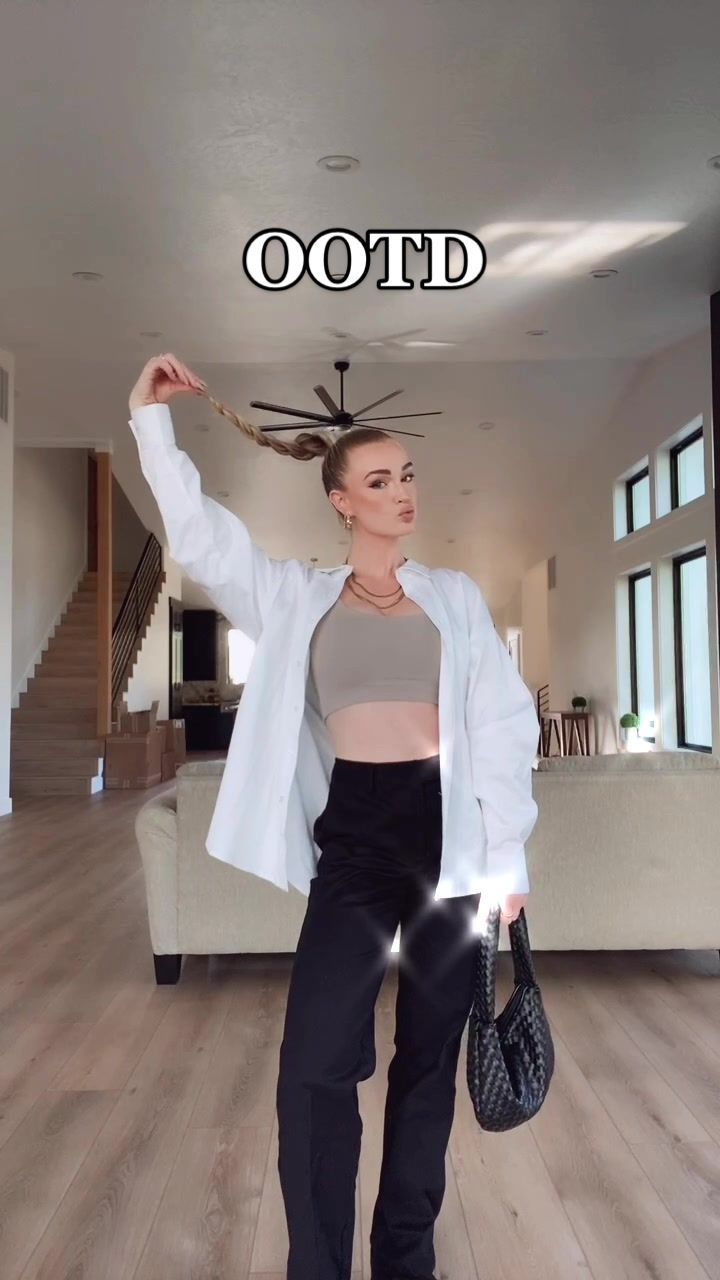 @lizzynewhouse