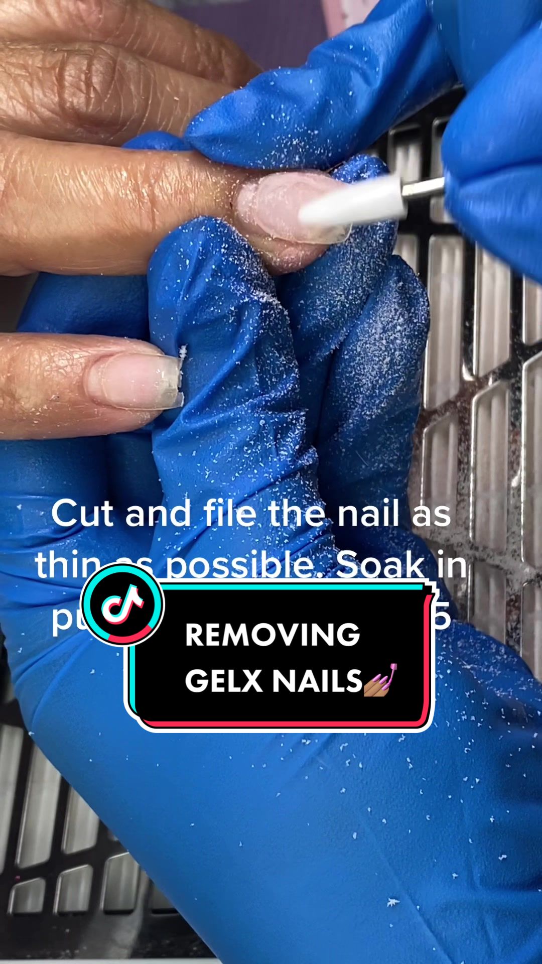 @Calii_naiils