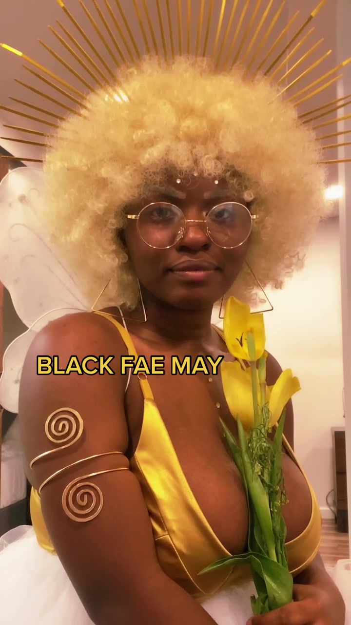 @Zxi the Faerie 🧚🏽&zwj;♀️