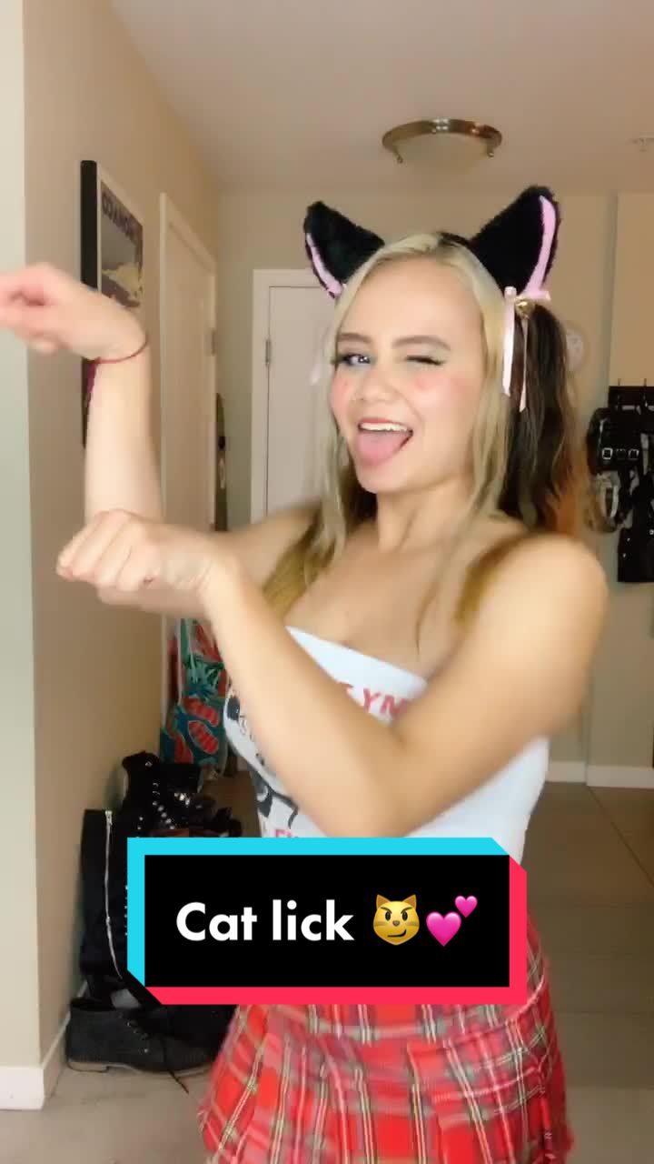 @BassKittenTV 😈
