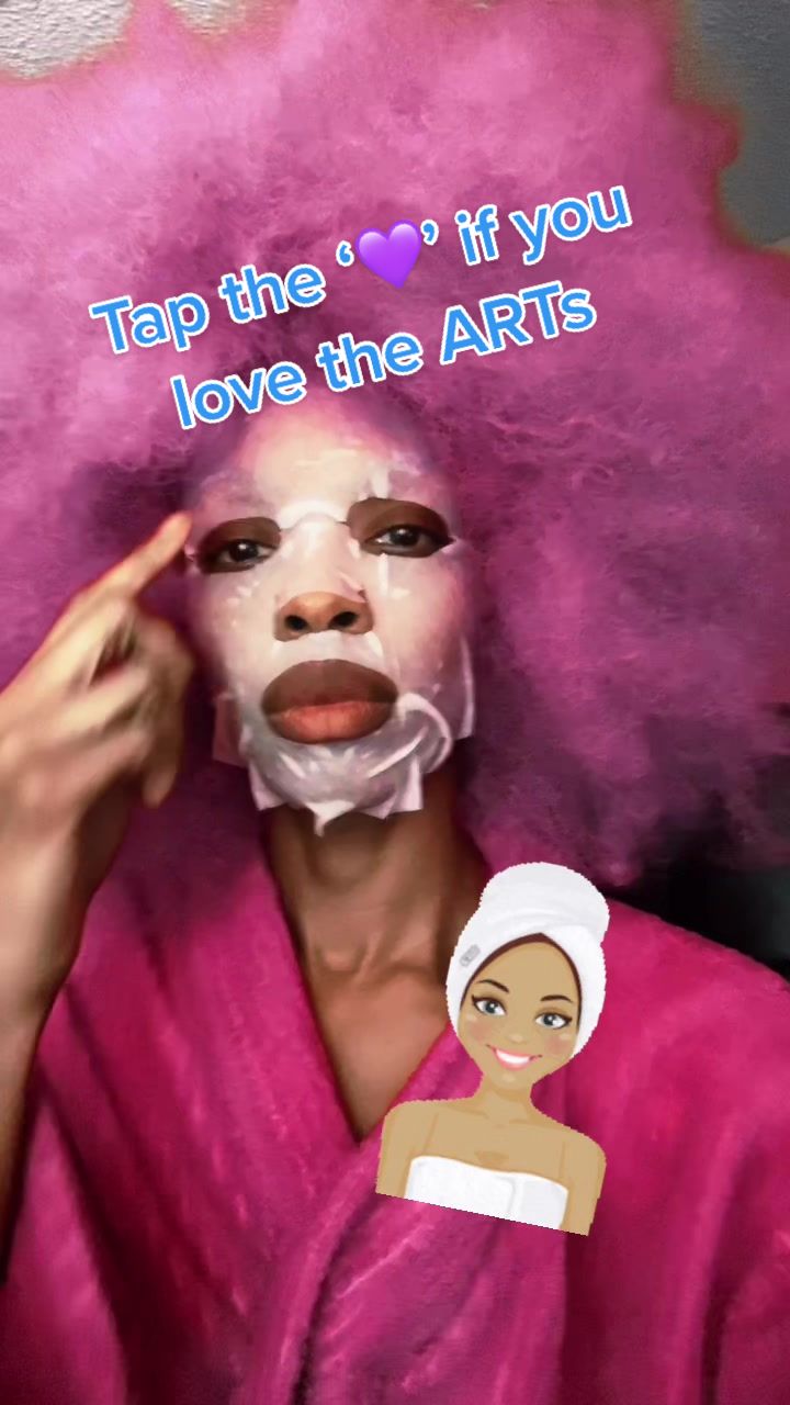 @LilPinkFro