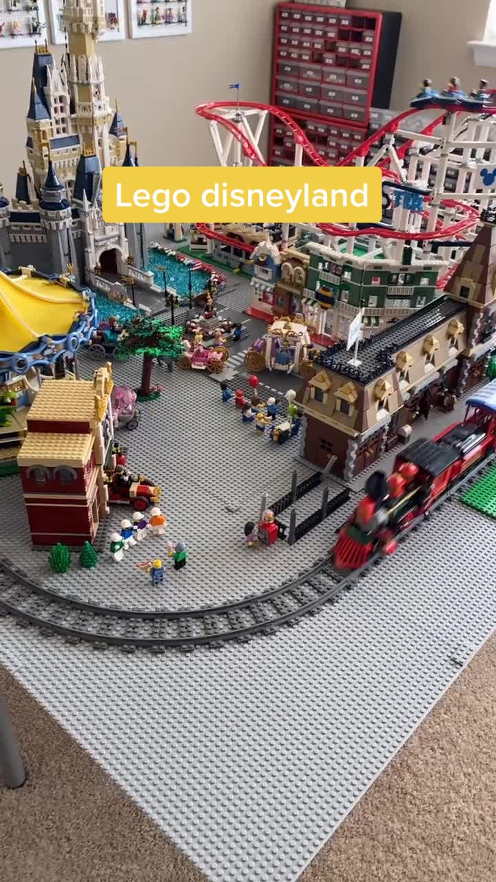 @The BrickLand