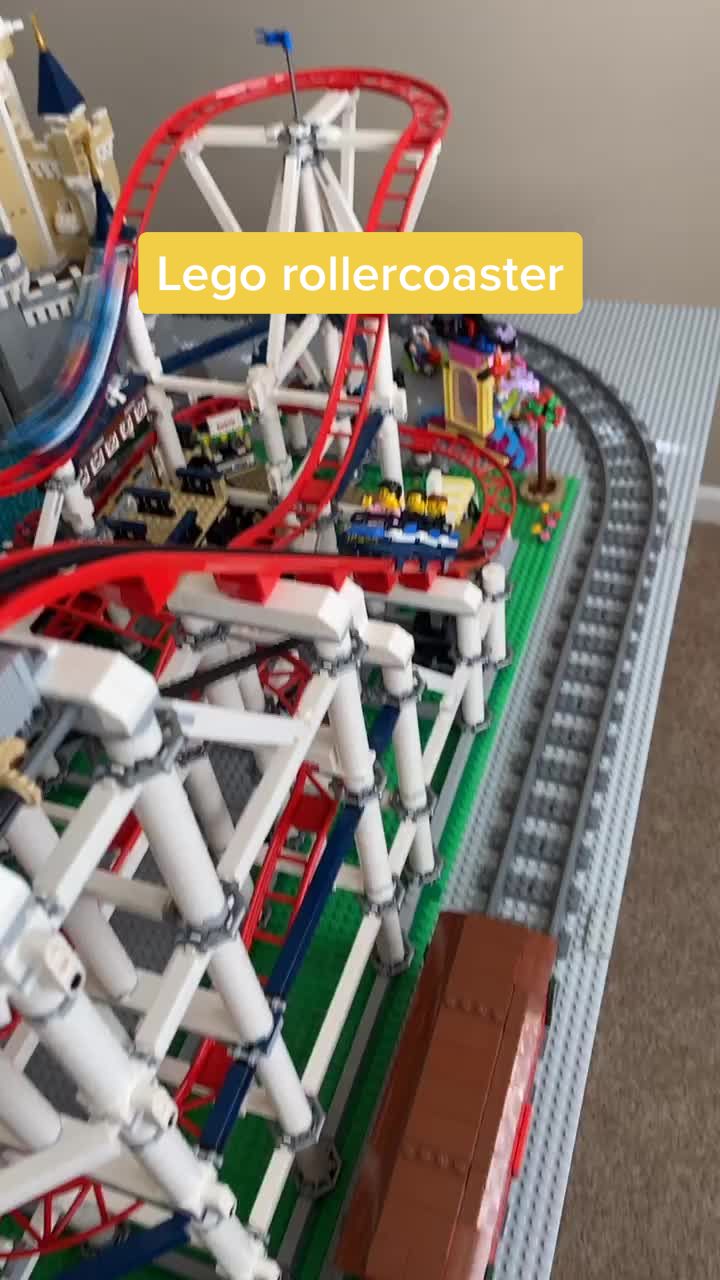 @The BrickLand