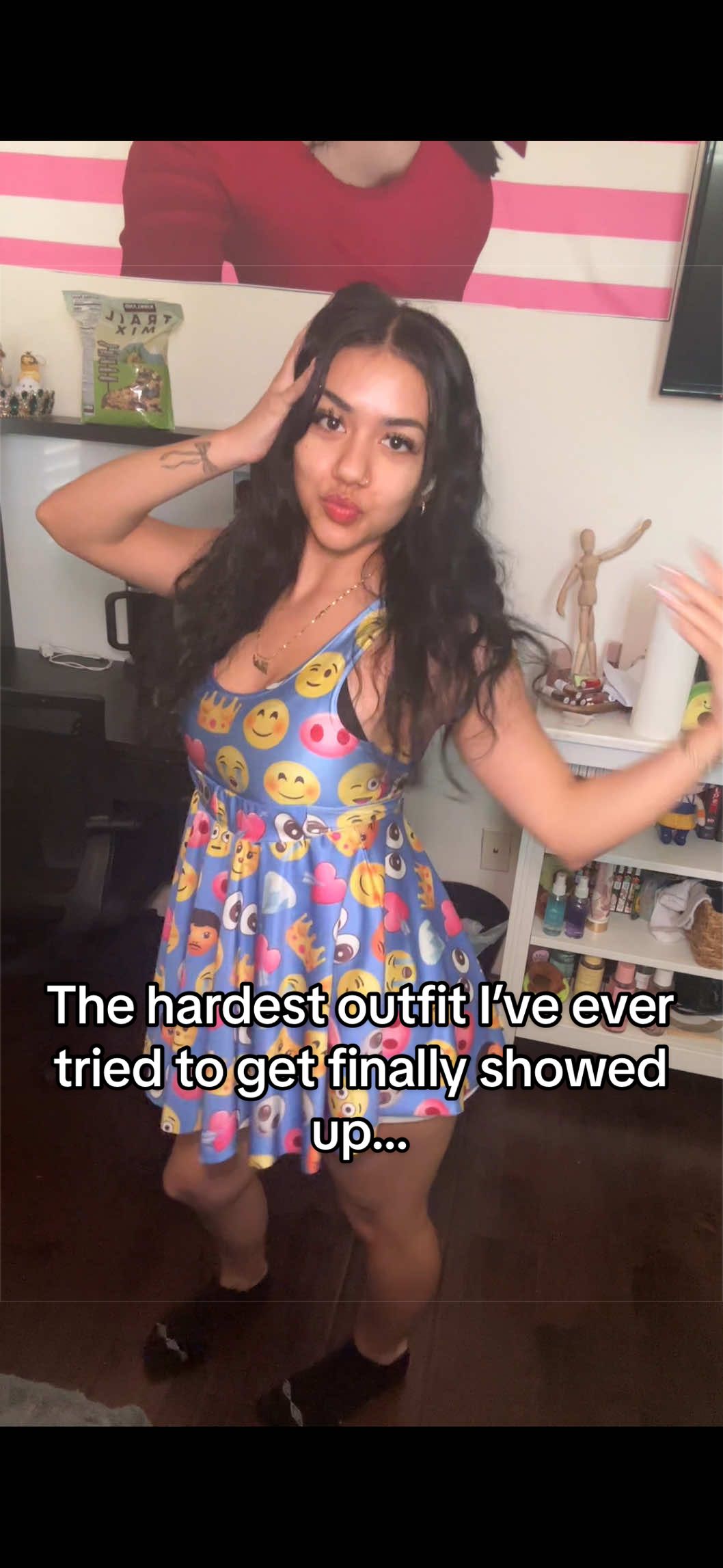 @LESLIE
