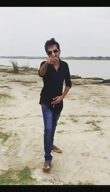 @AYAZ 17👑