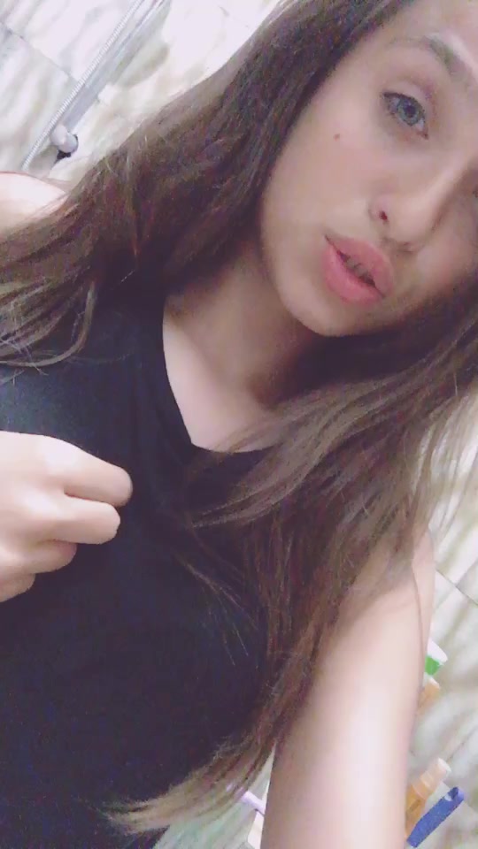 @𝖘𝖆𝖗𝖆🧸💜