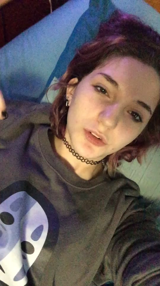 @𝓐𝓻𝓪𝔀𝓷 🍷
