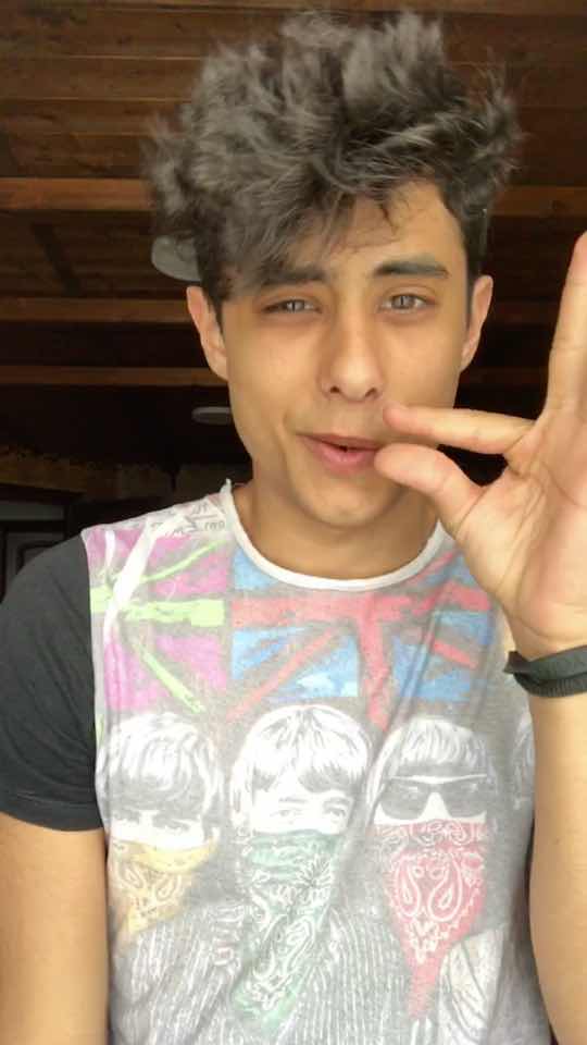 @Sandro Angelucci 🐺