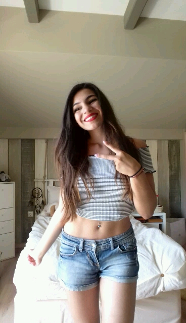 @vicky.D