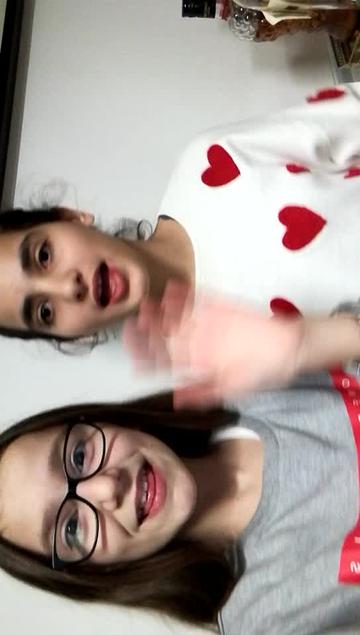 @Tania
