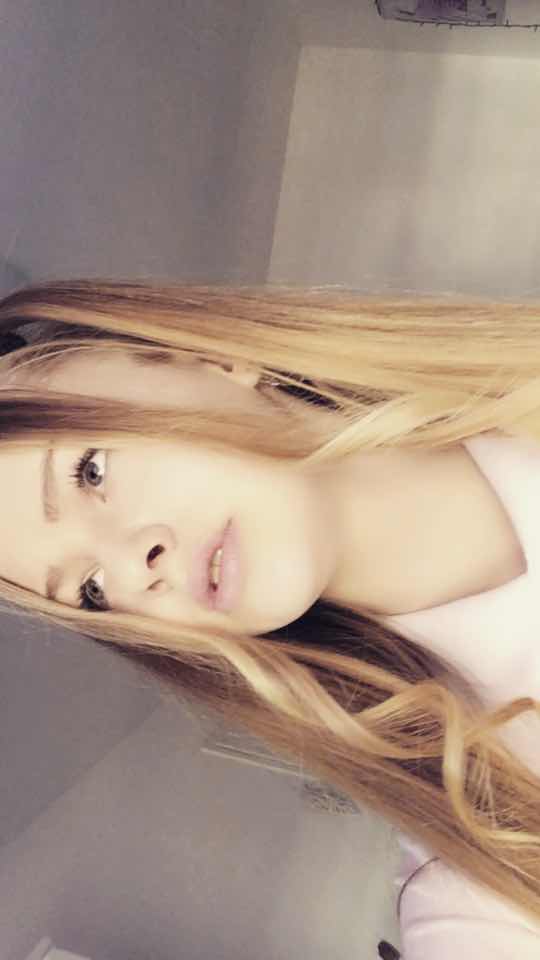 @⬇️Sophie⬇️