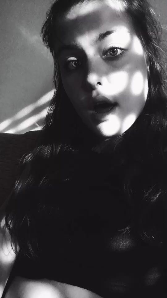 @ariianna