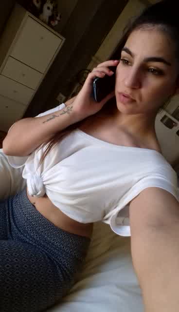 @vicky.D