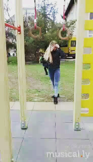 @Păunița