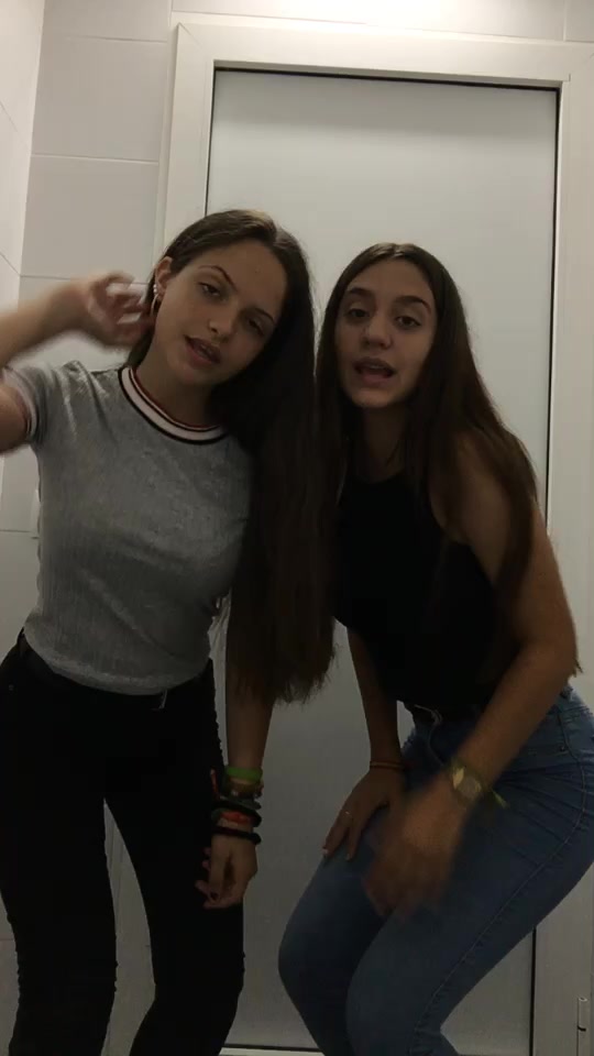 @luciaabelando